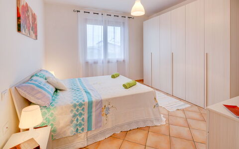 La Casina Del Canneto: Camera Da Letto, Camera, Letto, Proprietà, Mobilia, Lenzuolo, Interior Design, Telaio Del Letto, Immobiliare, Bedding