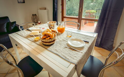 La Casina Del Canneto: Pasto, Prima Colazione, Sala Da Pranzo, Tavolo, Camera, Brunch, Proprietà, Mobilia, Tovaglia, Interior Design