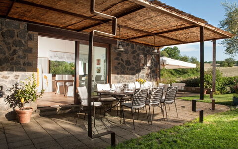 Casale Porano: Proprietà, Casa, Costruzione, Terrazza, Immobiliare, Casa, Backyard, Portico, Cortile, Shade