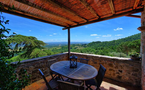 Casa Olivia: Proprietà, Immobiliare, Casa, Costruzione, Cielo, Camera, Portico, Terrazza, Estate, Paesaggio
