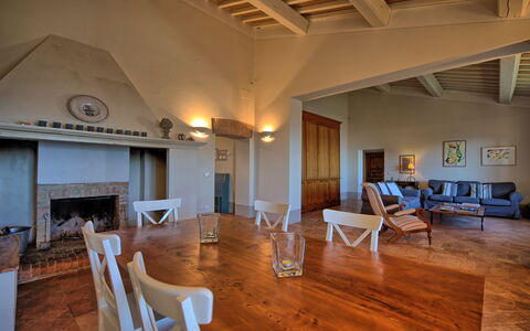 Casa Olivia: Proprietà, Camera, Costruzione, Pavimento In Legno, Interior Design, Casa, Latifoglie, Mobilia, Pavimento, Immobiliare