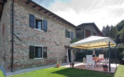 Il Palazzetto: Proprietà, Casa, Casa, Costruzione, Villetta, Immobiliare, Tetto, Agriturismo, Facciata, Raccordo