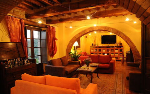Villa Di Seripa: Camera, Proprietà, Costruzione, Soggiorno, Interior Design, Mobilia, Architettura, Soffitto, Suite, Casa