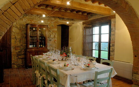 Villa Di Seripa: Camera, Proprietà, Costruzione, Soffitto, Architettura, Interior Design, Fascio, Sala Da Pranzo, Volta, Mobilia