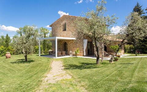 Villa Melinda: Proprietà, Casa, Casa, Immobiliare, Costruzione, Agriturismo, Estate, Villetta, Lotto, Villa