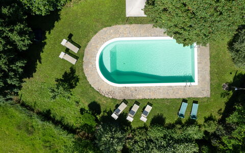 La Forra: Acqua, Pianta, Paesaggio Naturale, Lotto, Vegetazione, Architettura, Urban Design, Rettangolo, Erba, Albero