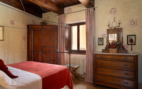 Villa Paola: Mobilia, Interior Design, Parete, Camera Da Letto, Legna, Letto, Pavimentazione, Soffitto, Camera, Pavimento