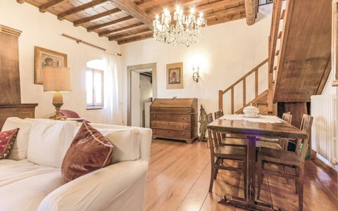 La Casetta: Proprietà, Camera, Mobilia, Interior Design, Costruzione, Soffitto, Camera Da Letto, Letto, Casa, Pavimento