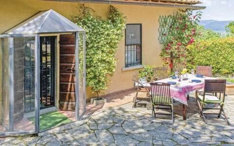 La Casetta: Proprietà, Costruzione, Casa, Casa, Immobiliare, Backyard, Cortile, Villetta, Camera, Terrazza