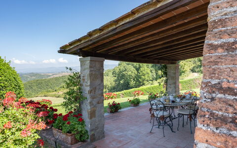 Villa La Terrazza: Proprietà, Casa, Immobiliare, Costruzione, Pergola, Casa, Estate, Area Rurale, Architettura, Portico