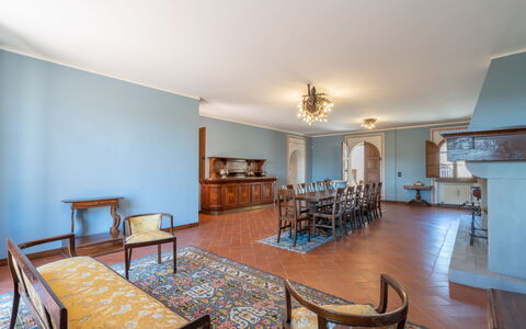 Villa Santa Maria: Camera, Proprietà, Costruzione, Mobilia, Immobiliare, Interior Design, Casa, Pavimento, Soggiorno, Soffitto