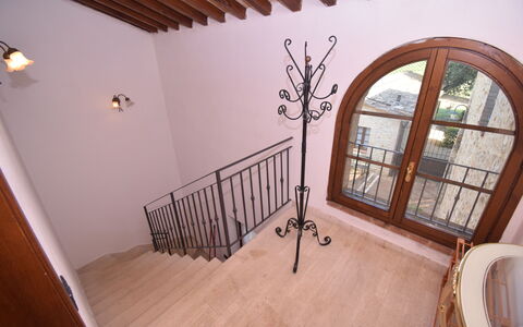 Rocche Di Valiano: Proprietà, Camera, Corrimano, Le Scale, Costruzione, Colonna, Pavimento, Architettura, Casa, Interior Design
