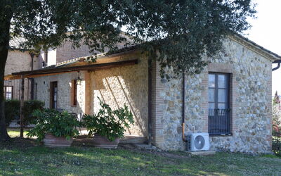 rocche-di-valiano-chianti-castelnuovo-berardenga-multiproprietà-mimosa-giardino