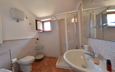 rocche-di-valiano-chianti-castelnuovo-berardenga-ortensia-bagno