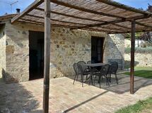 rocche-di-valiano-chianti-castelnuovo-berardenga-ortensia-giardino