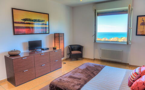 Villa Il Poggiolo - Diano Marina: Camera, Camera Da Letto, Mobilia, Letto, Proprietà, Lenzuolo, Interior Design, Telaio Del Letto, Costruzione, Materasso