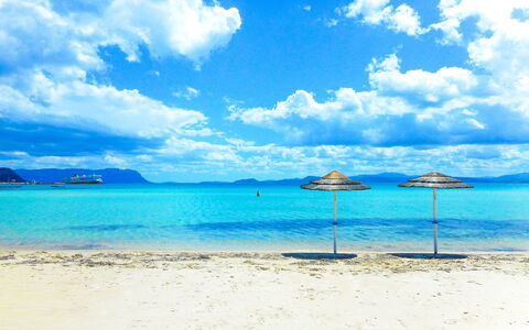Golfo Aranci Ortensia Apartments: Cielo, Corpo D'Acqua, Spiaggia, Mare, Oceano, Blu, Vacanza, Riva, Turchese, Costa