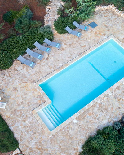 Villa Cristina: Acqua, Pianta, Piscina, Rettangolo, Mobili Da Esterno, Lotto, Corpo D'Acqua, Erba, Urban Design, Condominio