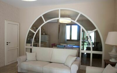 Ermitage: Camera, Soffitto, Arco, Proprietà, Soggiorno, Interior Design, Mobilia, Architettura, Costruzione, Pavimento