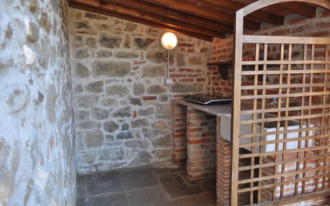 La Gropina Di Loro Ciuffenna: Muratura, Parete, Costruzione, Camera, Brick, Legna, Muro ​​Di Pietra
