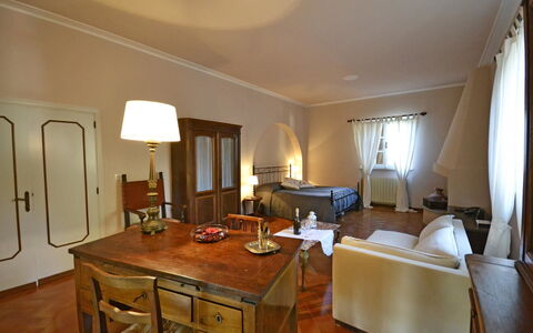 Villa Mimosa: Camera, Proprietà, Mobilia, Costruzione, Interior Design, Pavimento, Latifoglie, Casa, Immobiliare, Soffitto