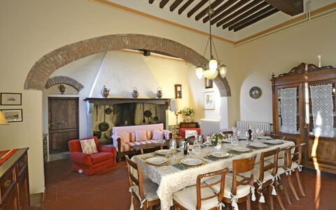 Villa Santa Maria: Proprietà, Camera, Costruzione, Interior Design, Mobilia, Sala Da Pranzo, Soffitto, Immobiliare, Casa, Architettura