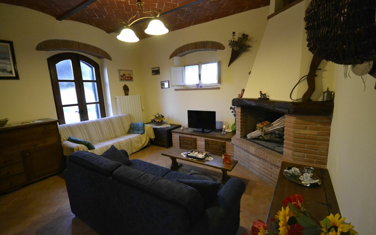 Main entrance and living room