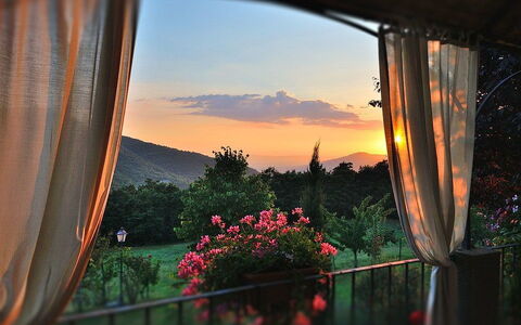 Villa Rosmarino: Cielo, Alba, Mattina, Finestra, Tramonto, Albero, Sera, Luce Del Sole, Camera, Paesaggio