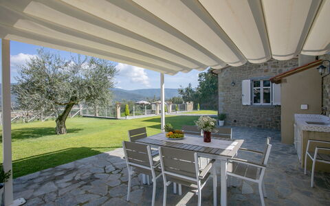 Villa Chiara: Proprietà, Costruzione, Casa, Immobiliare, Casa, Terrazza, Estate, Camera, Portico, Interior Design