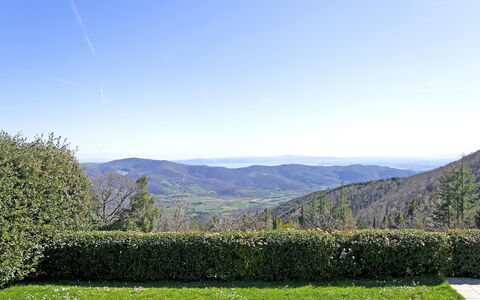 Casa Cristina: Geografia Montane, Natura, Montagna, Paesaggio Naturale, Cielo, Highland, Verde, Natura Selvaggia, Catena Montuosa, Hill Station