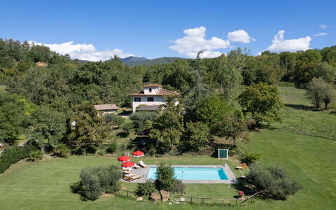 Villa Marina: Nube, Pianta, Cielo, Proprietà, Paesaggio Naturale, Lotto, Montagna, Vegetazione, Albero, Erba