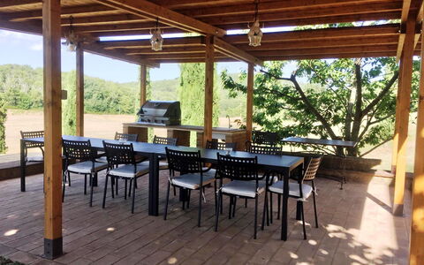 Villa Le Caggia: Proprietà, Immobiliare, Costruzione, Camera, Casa, Terrazza, Casa, Tavolo, Portico, Mobilia