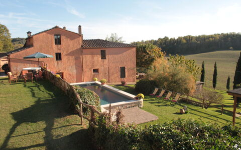 Villa Le Caggia: Proprietà, Casa, Costruzione, Estate, Albero, Casa, Area Rurale, Architettura, Immobiliare, Villaggio