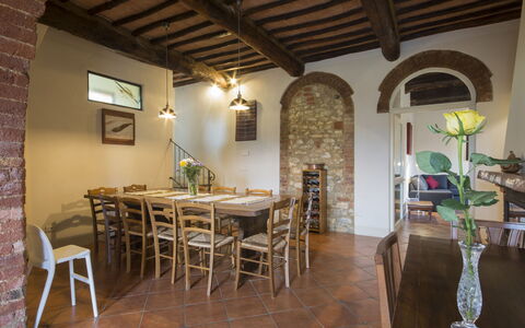 Villa Le Caggia: Costruzione, Proprietà, Camera, Interior Design, Mobilia, Pavimento, Casa, Tavolo, Estate, Immobiliare