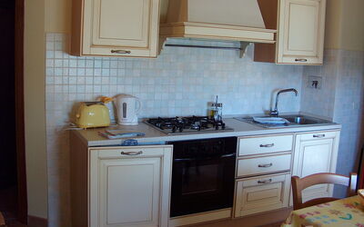 villino-bazzani-casole-d-elsa-multiproprieta-appartamento-bazzani-1-cucina