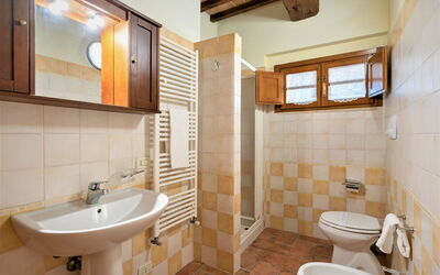 villino-bazzani-casole-d-elsa-multiproprieta-appartamento-bazzani-2-bagno