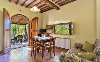 villino-bazzani-casole-d-elsa-multiproprieta-appartamento-2-soggiorno