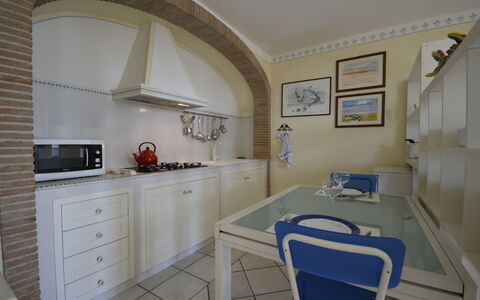 Casale Valentina: Proprietà, Camera, Mobilia, Costruzione, Casa, Architettura, Interior Design, Pavimento, Immobiliare, Cucina