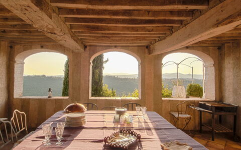Fontanelle 16: Costruzione, Proprietà, Camera, Interior Design, Casa, Immobiliare, Architettura, Estate, Tavolo, Mobilia
