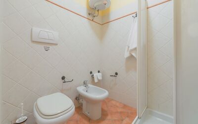 la-torre-apartments-pisotia-multiproprieta-torricella-1-bagno