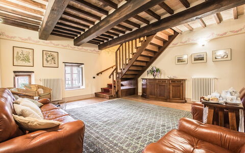 Torre del Cielo: Proprietà, Camera, Soggiorno, Costruzione, Interior Design, Mobilia, Immobiliare, Casa, Soffitto, Casa