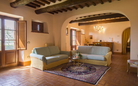 Villa Il Sasso: Camera, Proprietà, Mobilia, Interior Design, Costruzione, Soffitto, Soggiorno, Casa, Casa, Immobiliare