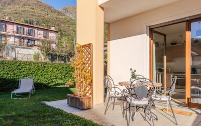 Casa vacanza Risi - Musso, Lombardia, Italia