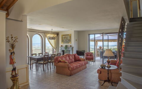 Villa Di Cinzia: Camera, Proprietà, Soggiorno, Costruzione, Interior Design, Mobilia, Casa, Immobiliare, Casa, Pavimento