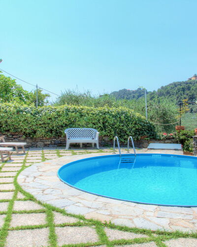 Casa Del Sole - San Bartolomeo Al Mare: Piscina, Proprietà, Immobiliare, Backyard, Tempo Libero, Costruzione, Estate, Casa, Vacanza, Erba