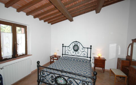 Poderino: Proprietà, Camera, Camera Da Letto, Mobilia, Costruzione, Letto, Soffitto, Casa, Immobiliare, Pavimento