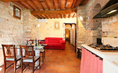 Alloggio:&nbsp;Casale Ischieto 820.3