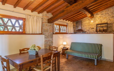 pratale-apartments-chianti-tavernelle-val-di-pesa-agriturismo-apt-bilocale-soggiorno-cucina