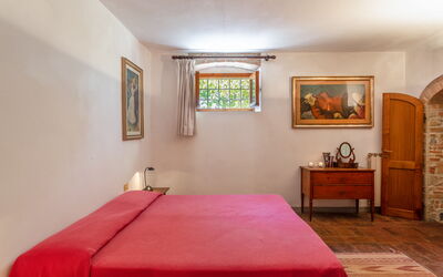 pratale-apartments-chianti-tavernelle-val-di-pesa-agriturismo-apt-bilocale-4-pax-camera-da-letto