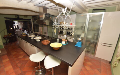 Borgo Bucatra Buonvento: Proprietà, Camera, Interior Design, Costruzione, Tavolo, Immobiliare, Soffitto, Mobilia, Sala Da Pranzo, Controsoffitto